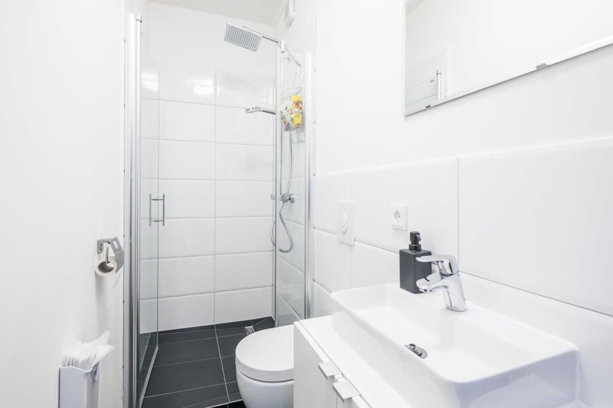 Charming Apartment In Prime Location Hamburg Exterior foto